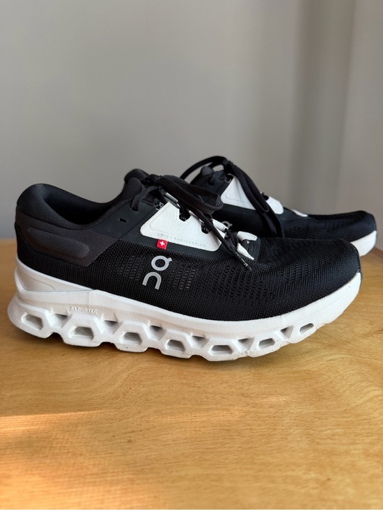 On Clouds Shoes - OnCloud Women’s 8 Running Shoes Women's CloudStratus